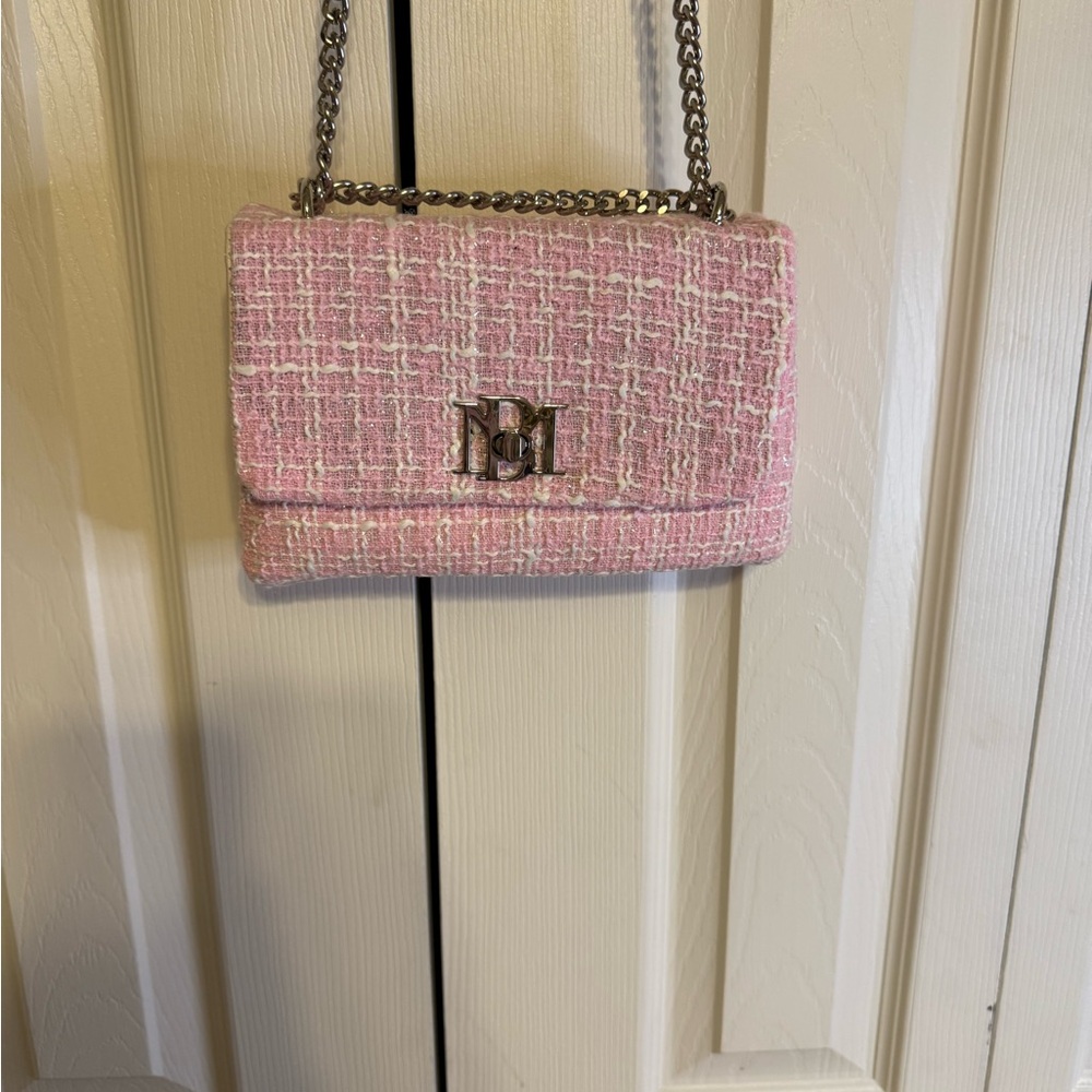 Badgley Mischka Pink‎ Tweed Chain Shoulder crossbody bag.